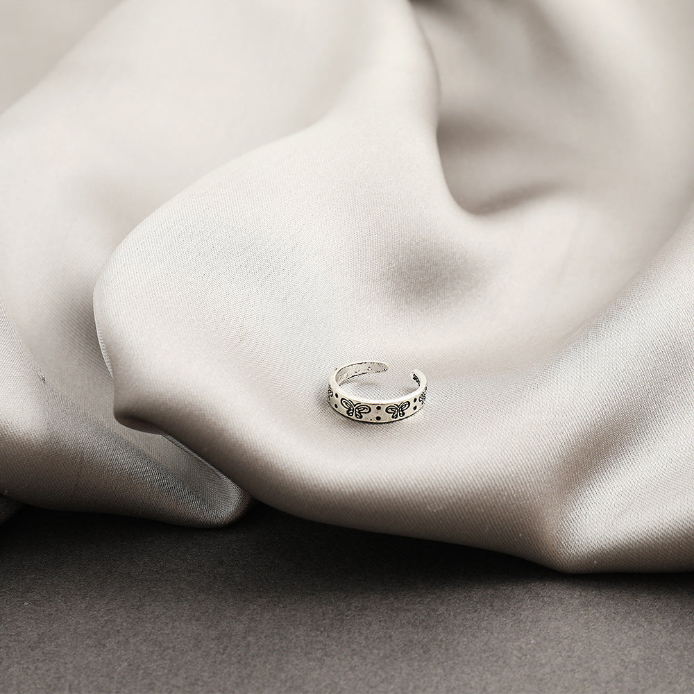Damenring mit kunstvollem Schmetterlingsdesign und inspirierendem Spruch Shop Nory