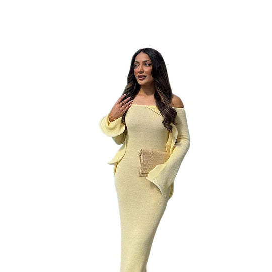 Damen Figurbetontes Strick-Maxikleid mit Carmenausschnitt und ausgestellten Ärmeln Shop Nory
