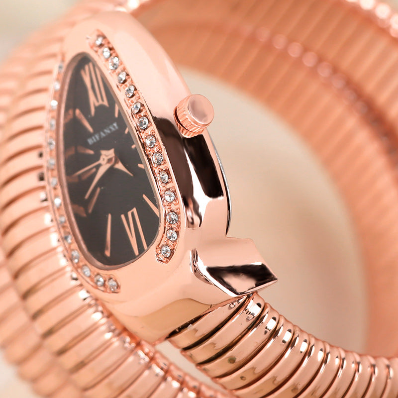ShopNory | Schlangenuhr mit Quarzbewegung und Persönlichem Armband