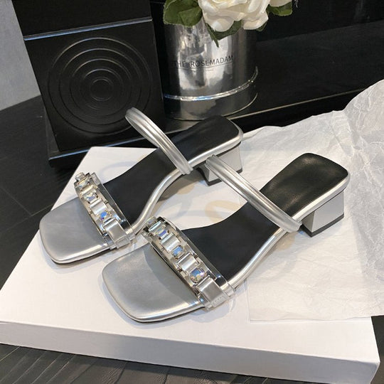 Damen elegante Mules mit gekreuzten Riemen und Blockabsatz