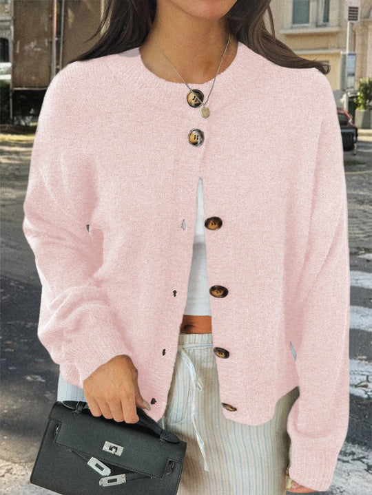 Damen kuschelige Strickjacke mit Oversize-Schnitt und Hornoptik-Knöpfen Shop Nory