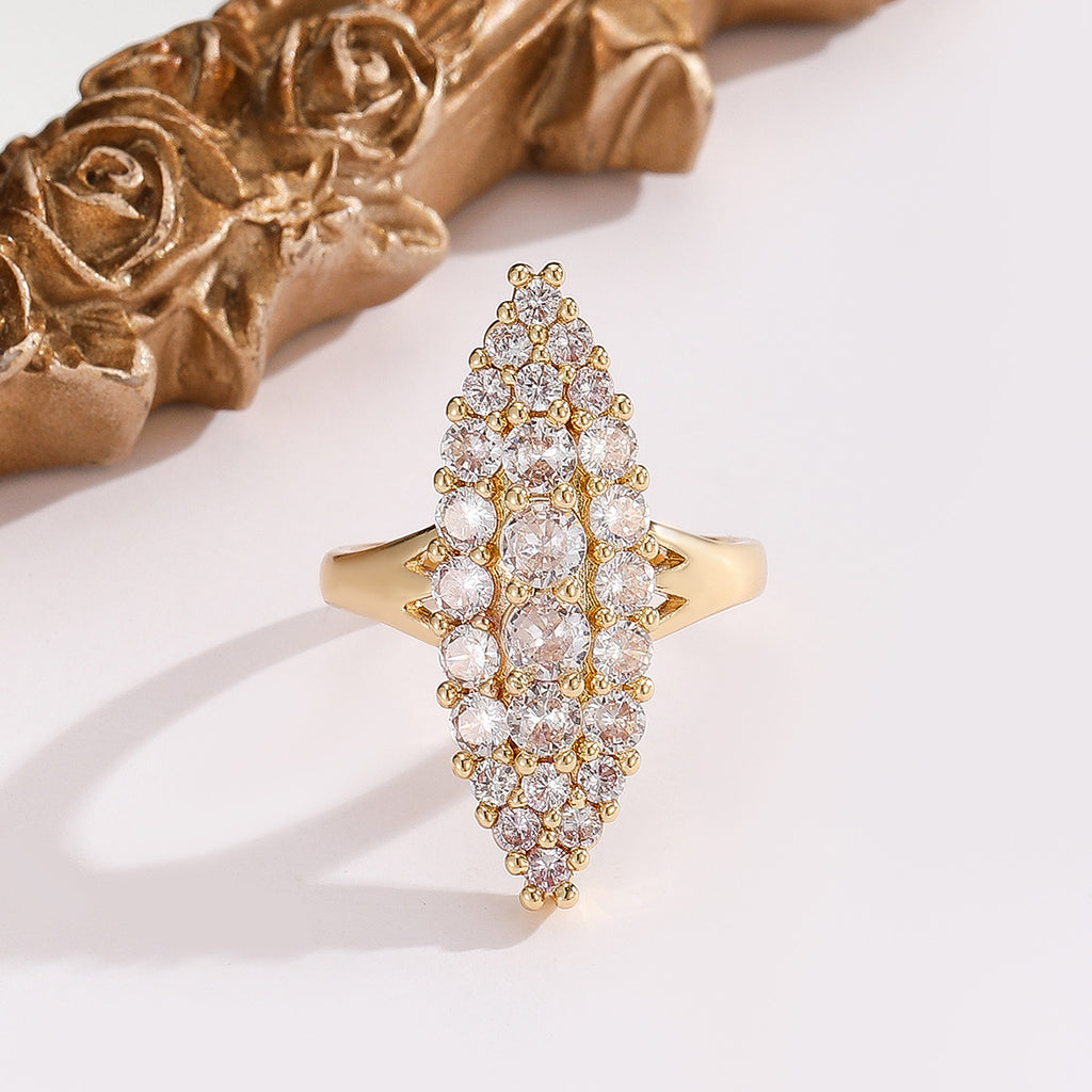 Damen extravagante funkelnde Ring Shop Nory