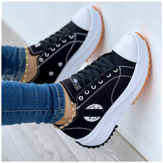 Damen Plateau-Canvas-Sneaker mit profilierter Gummilaufsohle und gepolstertem Komfortfußbett Shop Nory