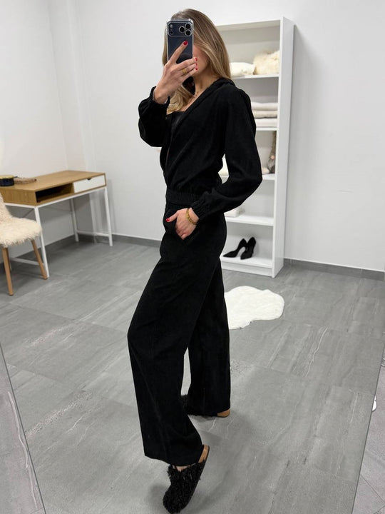 Damen weiches Cordvelours-Zweiteiler mit kurzer Kapuzenzipjacke und weiter Komforthose Shop Nory