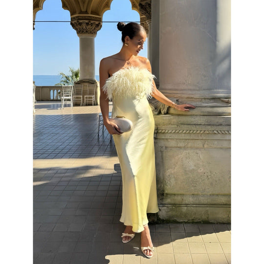Damen Satin Abendkleid mit Federn