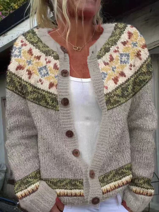 Damen nan gemusterte Strickjacke mit Rundpasse, Holzknöpfen und Eingrifftaschen Shop Nory