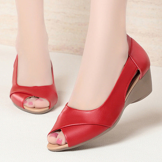 Damen offene Wedgeschuhe mit modischem Schnitt und komfortablem Fußbett