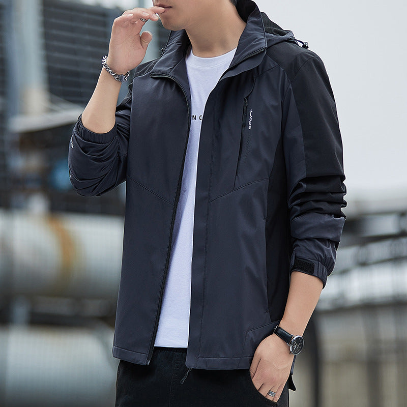 Herren Leichte wind- und wasserabweisende Kapuzenjacke im sportlichen Utility‑Style Shop Nory