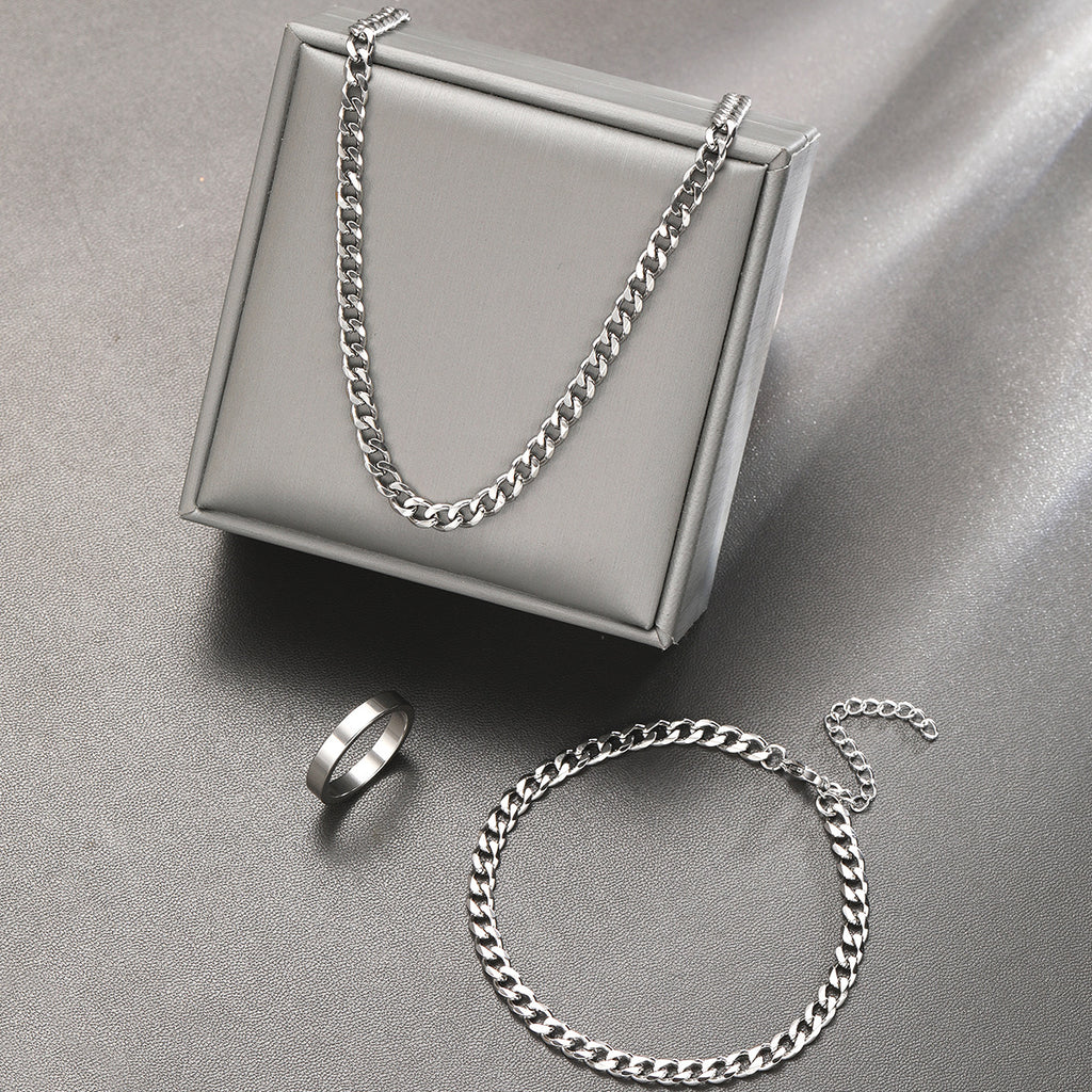 Damen Schmuckset bestehend aus eleganter Halskette, stilvollem Armband und zeitlosem Ring Shop Nory