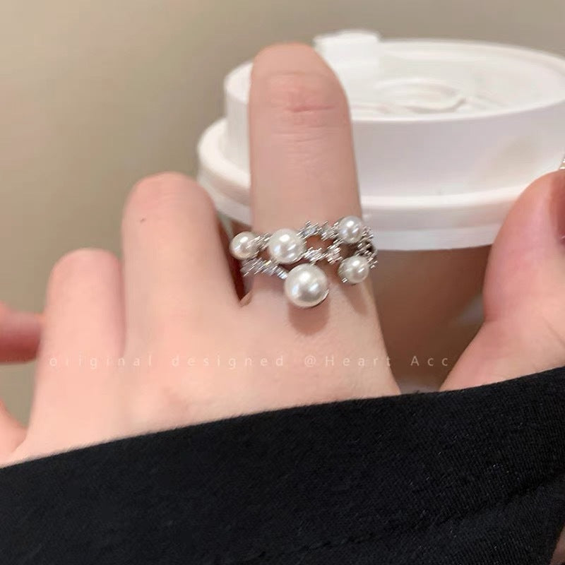Damen Ring mit luxuriösem Perlen- und Zirkonia-Design Shop Nory