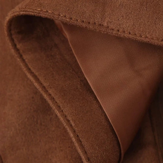 Damen Gekürzte Velourslederjacke mit Hemdkragen, durchgehendem Metallreißverschluss und Zipper-Taschen Shop Nory