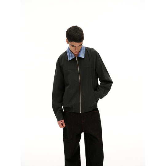 Unisex Kurz geschnittene Nadelstreifen‑Blousonjacke mit kontrastierendem Hemdkragen und durchgehendem Reißverschluss Shop Nory