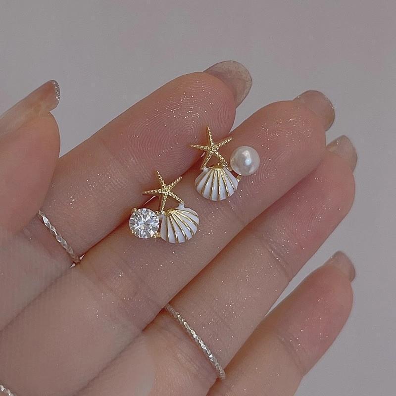 Damen Ohrstecker mit maritimen Elementen und funkelnden Kristallen Shop Nory