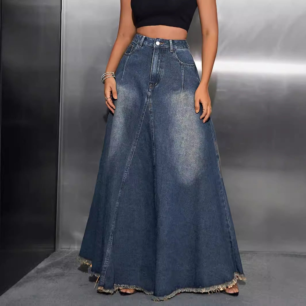 Damen langer Jeansrock mit fransigem Saum