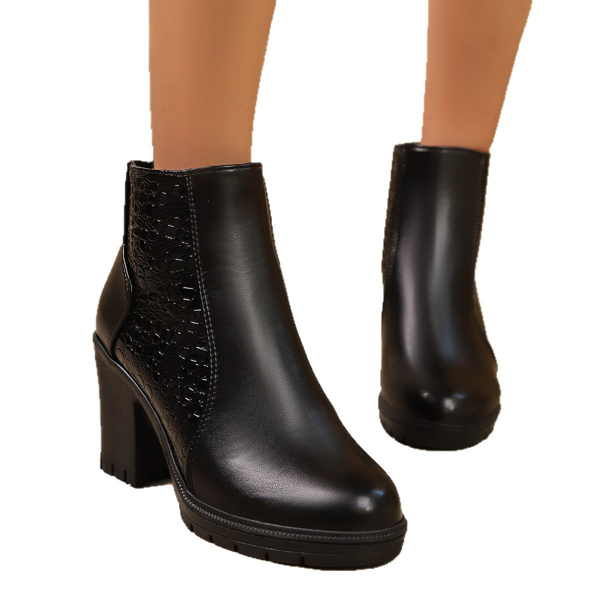 Damen Stiefeletten mit elegantem Schnürdesign und rutschfester Profilsohle Shopnory