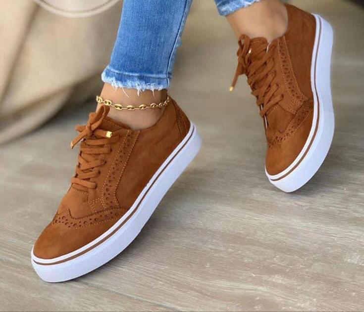 Damen Sneaker mit modischem Textilobermaterial und dämpfender Sohle