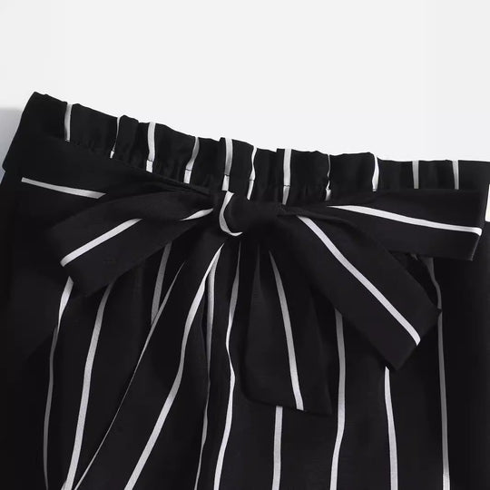 Damen gestreifte Freizeit-Shorts mit elastischem Bund und Bindegürtel
