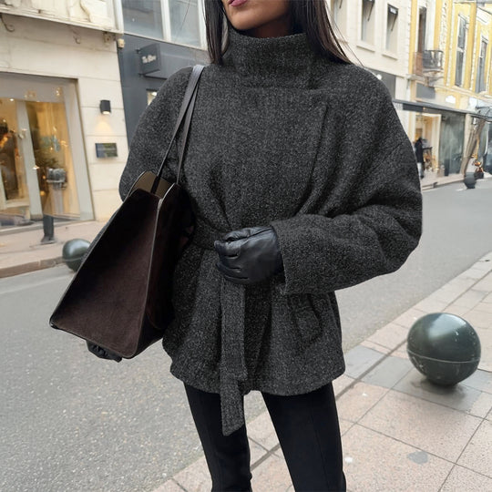 Damen nan taillierter Kurzmantel mit Bindegürtel, breitem Reverskragen und überschnittenen Ärmeln Shop Nory