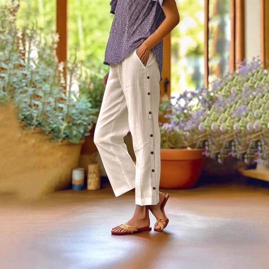 Damen Leichte Leinenmix-Hose mit seitlicher Knopfleiste und geradem Cropped-Schnitt Shop Nory