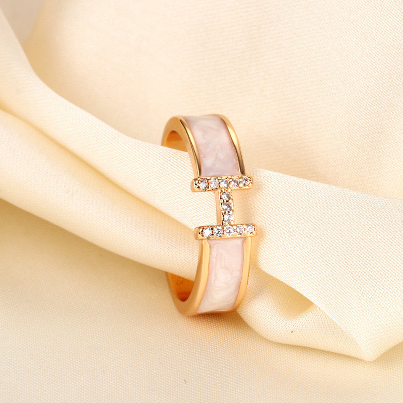 Damen Offener Ring mit kunstvollem Design und funkelnden Zirkonia Shop Nory