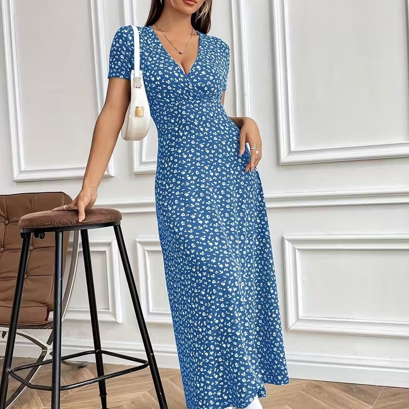 Damen Maxikleid mit vorteilhaftem V-Ausschnitt und floralem Muster Shopnory