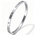 Damen Eleganter Ring aus hochwertigem Edelstahl mit funkelnden Zirkonia Shop Nory
