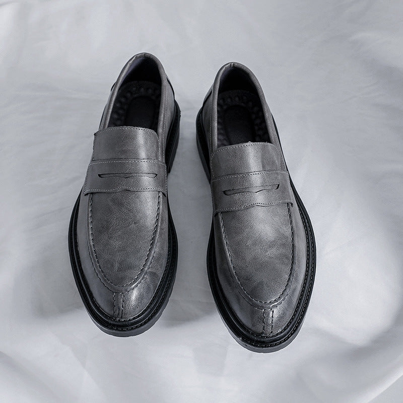 Damen Lederslipper mit rutschfester Profilsohle und eleganter Applikation