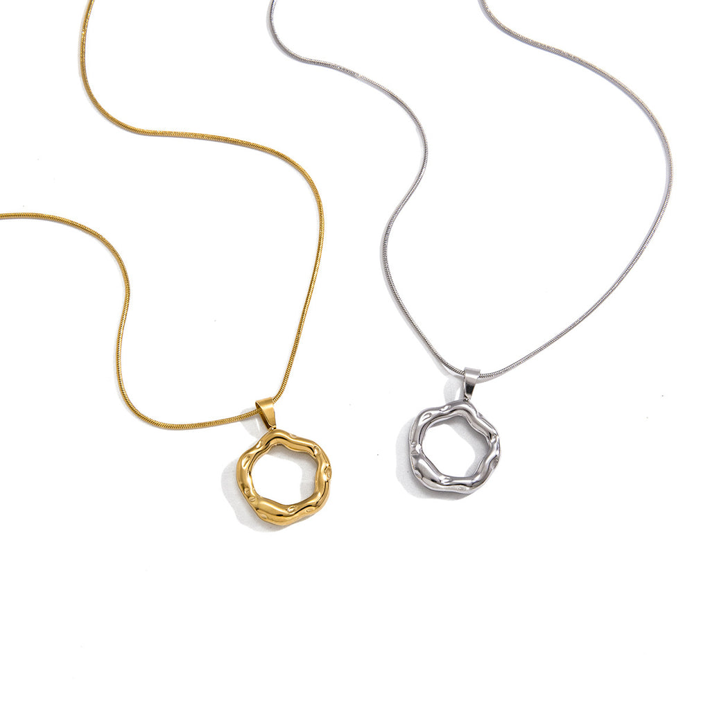 Damen Halskette mit modernem Anhänger und verstellbarem Edelstahlverschluss Shop Nory