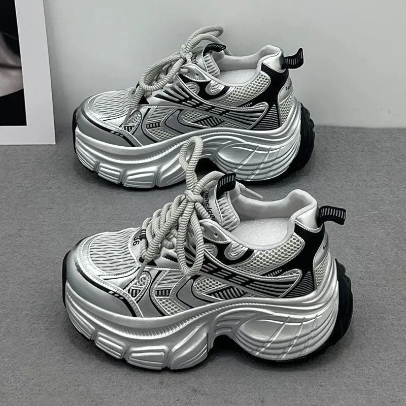 Damen Skulpturale Platform‑Sneaker mit extravaganter Wedgesohle Shop Nory