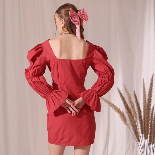 Damen Puffärmeliges Mini-Kleid mit eckigem Ausschnitt, Kordel-Bustier und Glockenärmeln Shop Nory