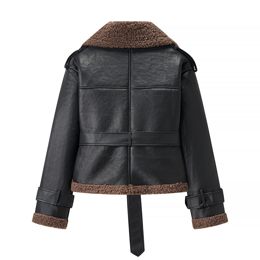 Damen Kurze Fliegerjacke aus Kunstleder mit Teddyfell-Kragen und Taillengürtel Shop Nory