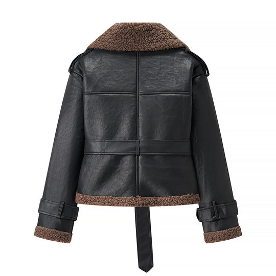 Damen Kurze Fliegerjacke aus Kunstleder mit Teddyfell-Kragen und Taillengürtel Shop Nory