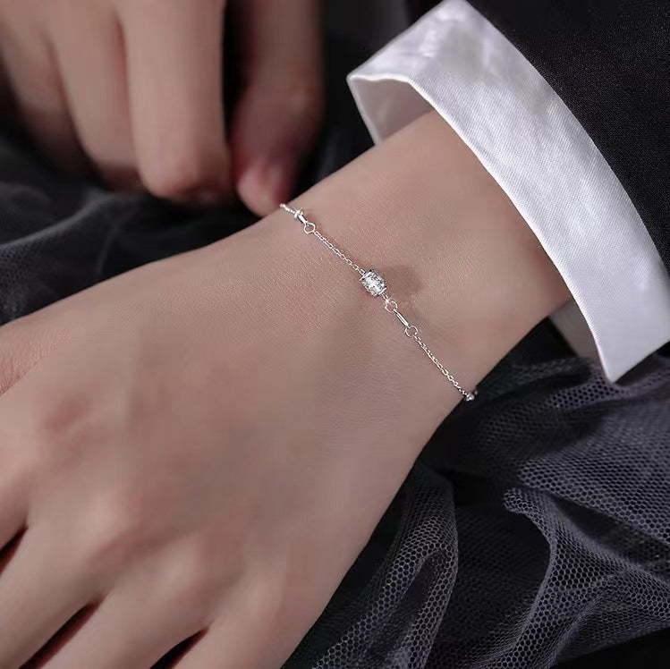 Damen Zartes Armband mit funkelndem Zirkonia Shop Nory