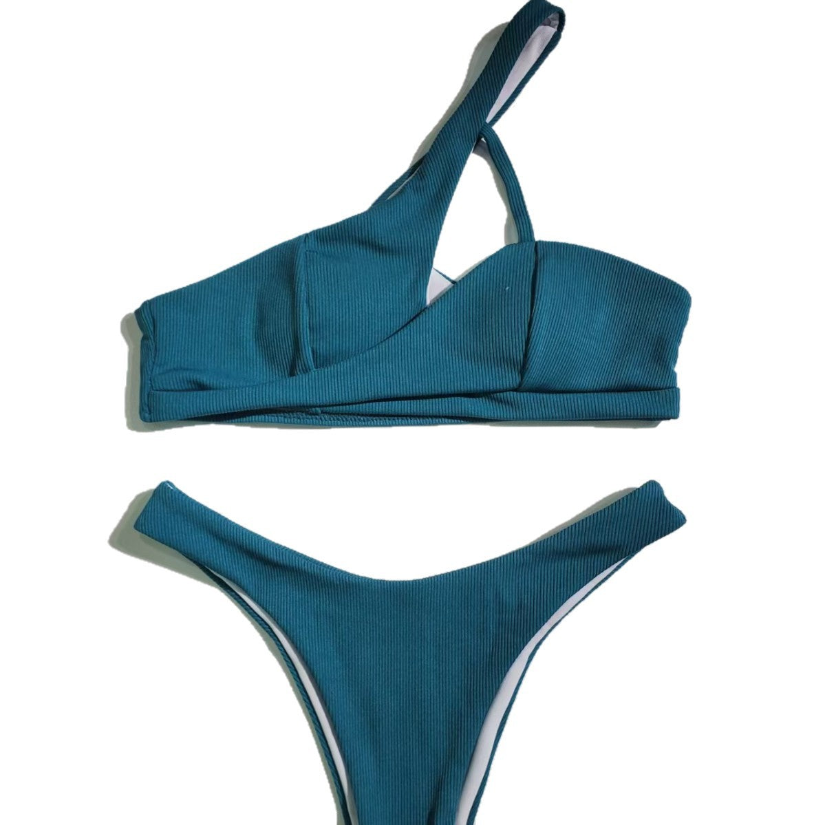 Damen Einseitiger Bikini mit modischem Schnitt und eleganten Details