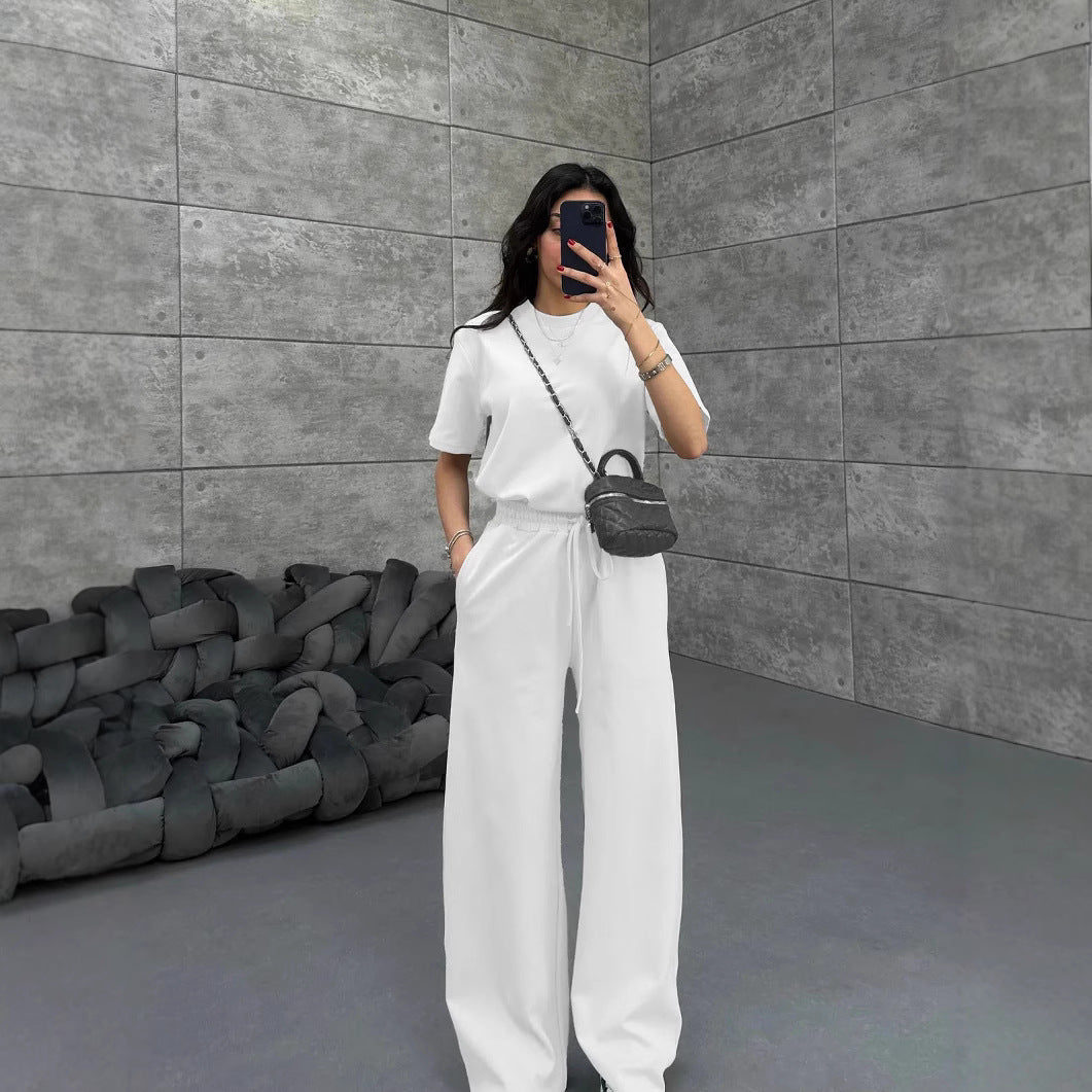 Damen Komfortabler und stilvoller Jumpsuit mit weitem Bein
