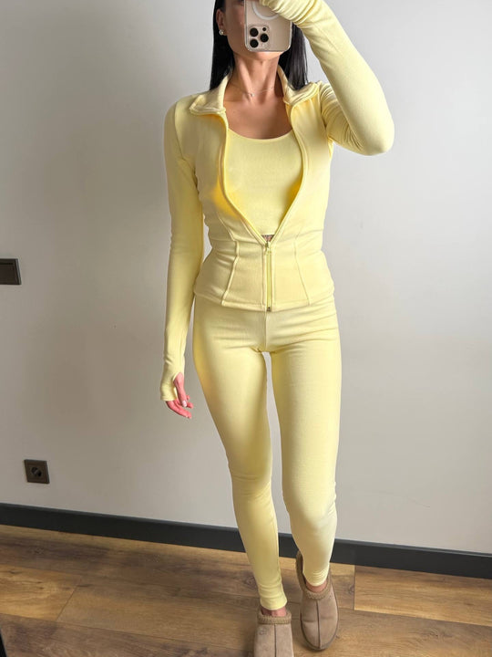 Damen Figurbetontes Freizeit-Set mit Reißverschlussjacke und taillenhohen Leggings aus Stretch mit Daumenlöchern Shop Nory