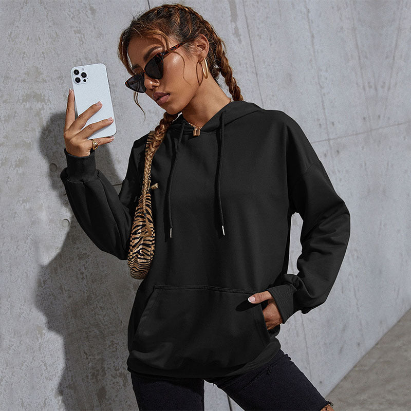 Damen Lässiger Oversize-Kapuzenpullover mit Statement-Print, Kängurutasche und Rippbündchen Shop Nory