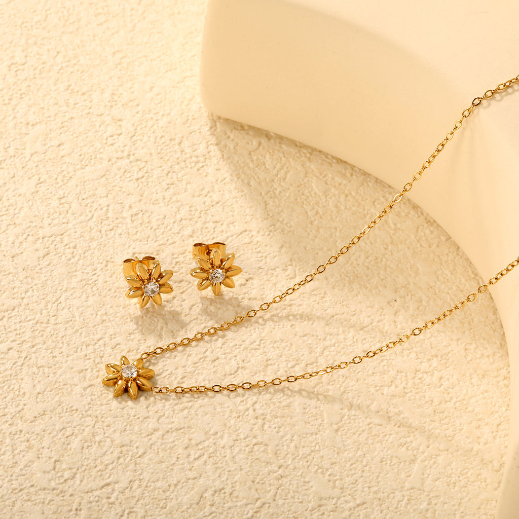 Damen Schmuckset mit floralem Design und funkelnden Kristallen Shop Nory
