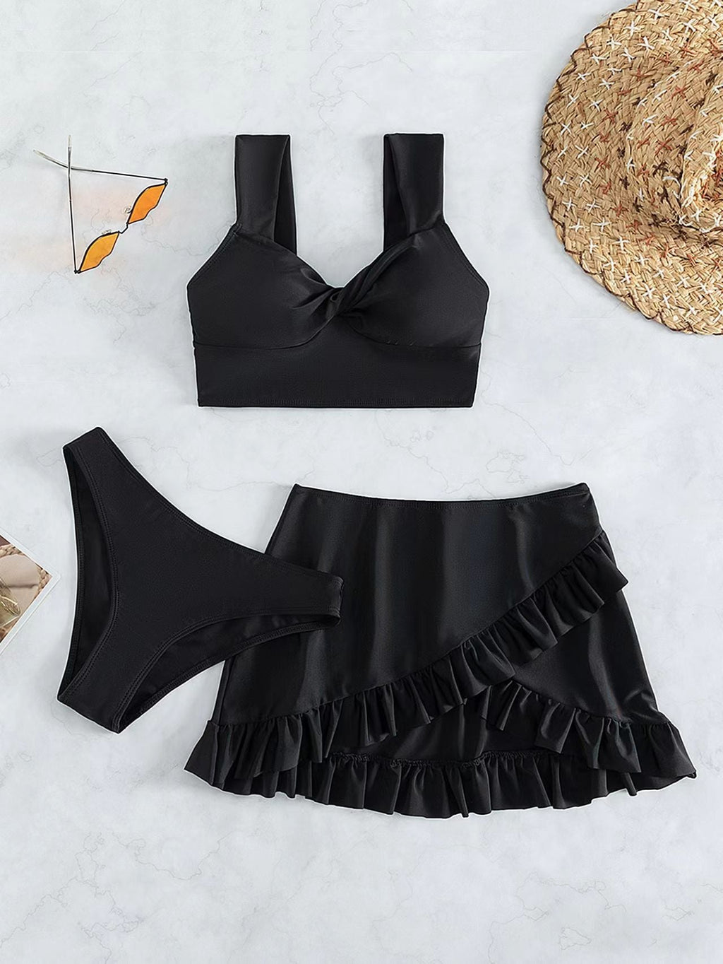 Damen Freizeit-Bikini-Set mit Wickelrock und stützenden Trägern