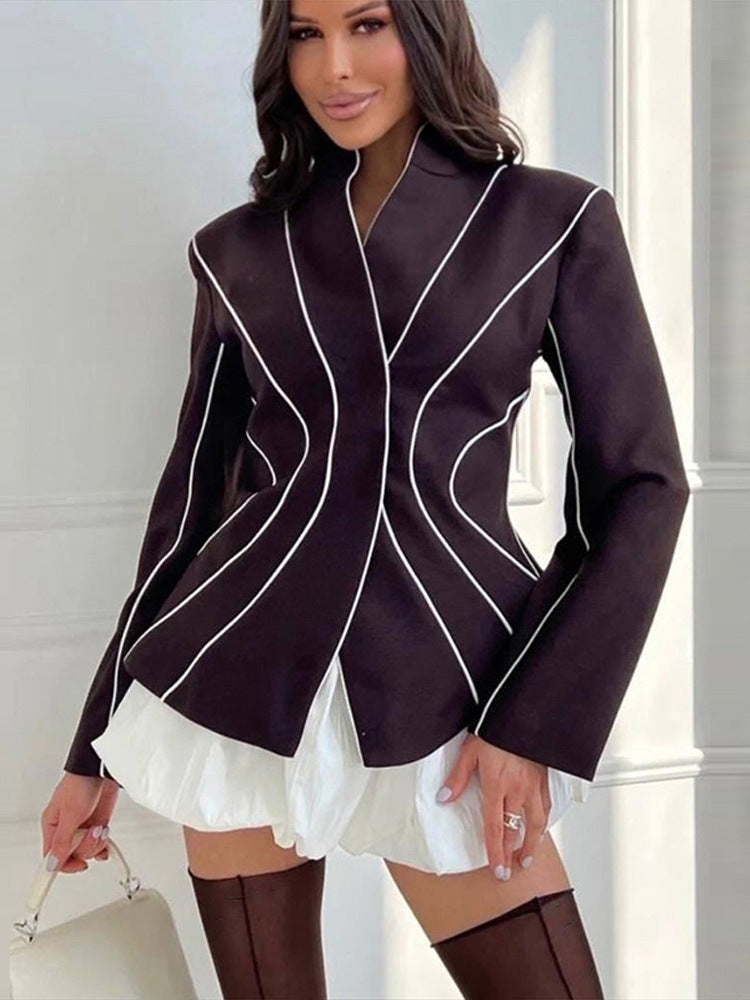 Damen Skulpturaler taillierter Blazer mit konturierenden Paspeln Shop Nory