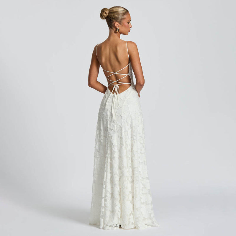 Damen Elegantes und figurumspielendes Abendkleid mit floralen Applikationen