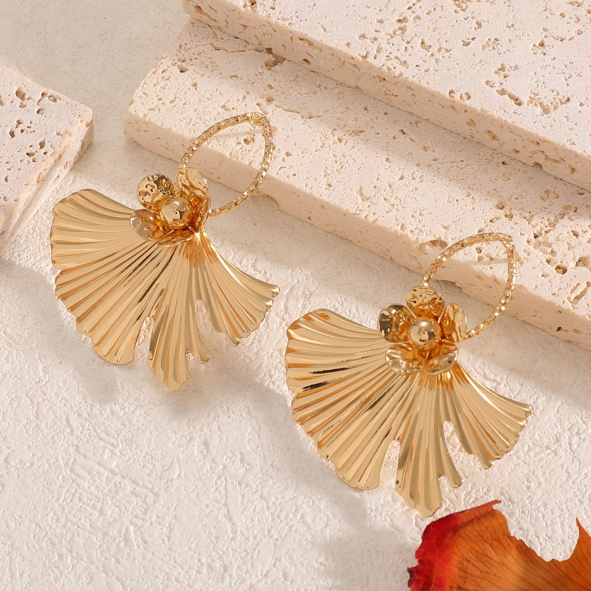 Damen Haarclips im luxuriösen Blattdesign Shop Nory