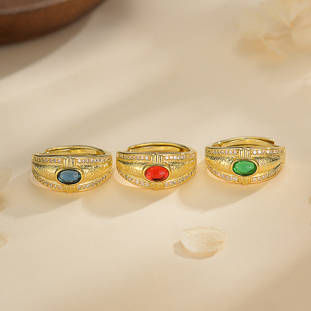Damen Ring mit funkelndem Stein und kunstvollem goldenen Design Shop Nory