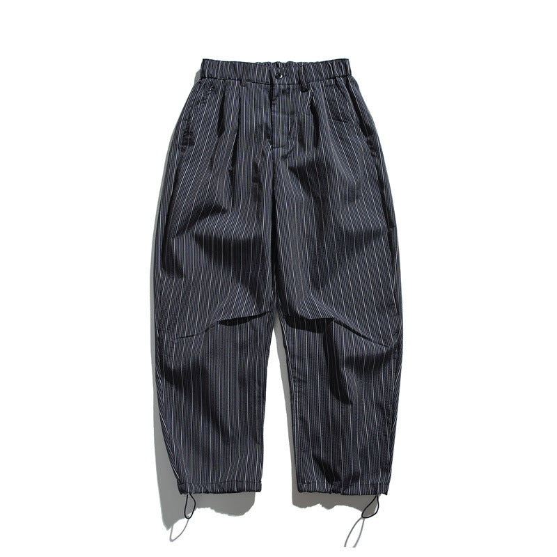 Herren Locker geschnittene Bundfalten-Hose mit Tunnelzug-Saum und Nadelstreifen Shop Nory