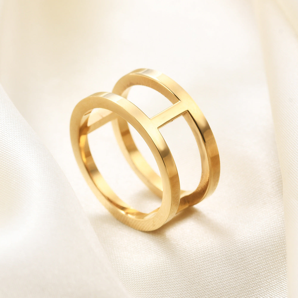 Damen Ring mit modernem, geometrischem Design und polierter Oberfläche Shop Nory