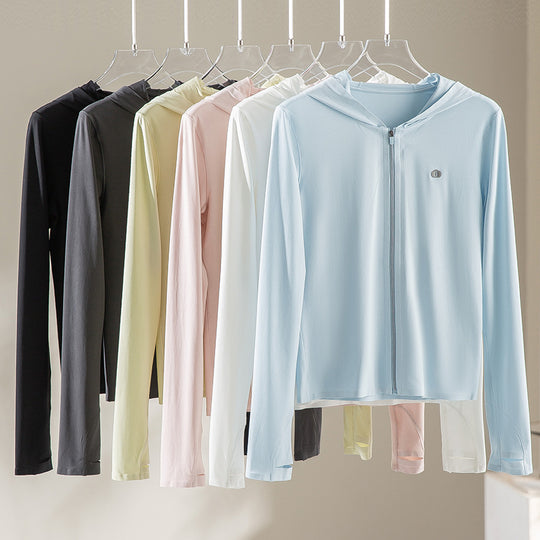 Damen Leichte Kapuzenjacke mit durchgehendem Reißverschluss, Slim‑Fit und Daumenloch Shop Nory