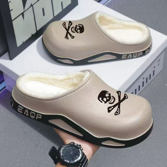 Herren Gefütterte PU-Clogs mit Totenkopfprint und profilierter EVA-Sohle Shop Nory