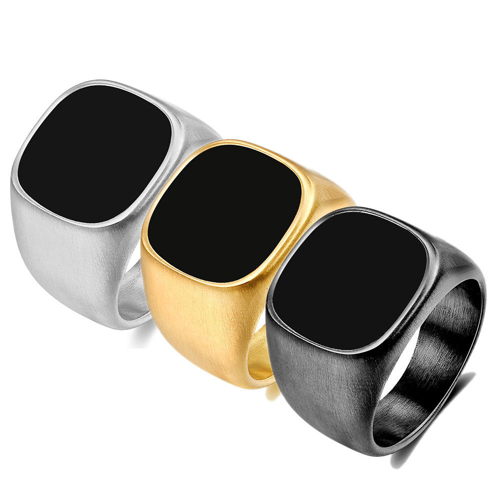 Herren Ring mit quadratischem Onyx-Einsatz und modernem, gebürstetem Design Shop Nory