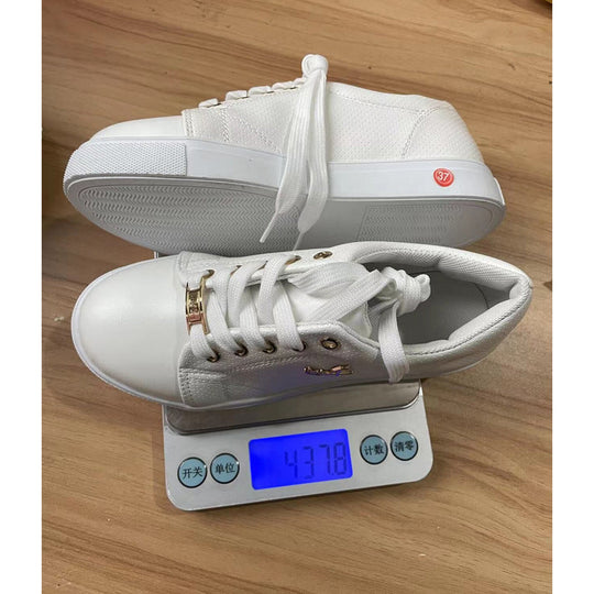 Damen Freizeitsneaker mit atmungsaktivem Obermaterial und modischen Zierelementen