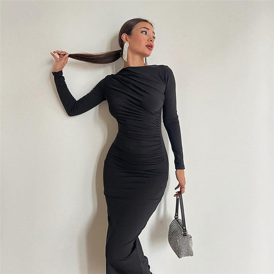 Damen figurbetontes Maxikleid mit hohem Kragen und seitlicher Raffung Shop Nory
